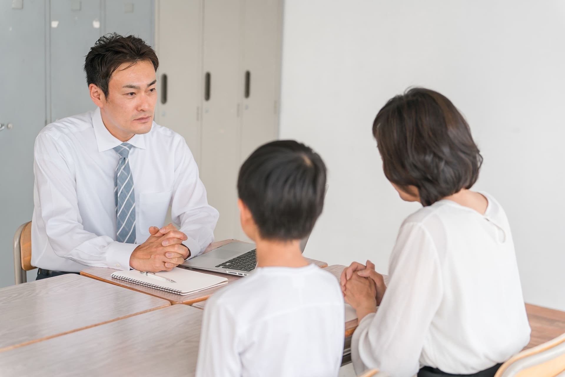 小規模な塾のブランディングは何から始める？ 地域で選ばれる塾になる3つの手順